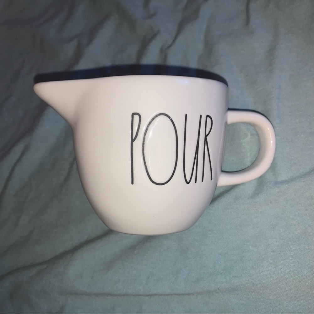 Rae Dunn Pour little pitcher